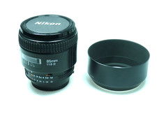 Nikon Nikkor AF-D 1.8/85