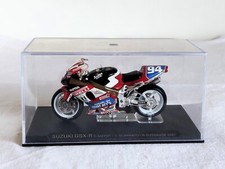 SUZUKI GSX-R 2001 1:24 n 94