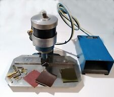 PRESSA pneumatica  x angoli + accessori circa 2000/3000 angoli varie misure