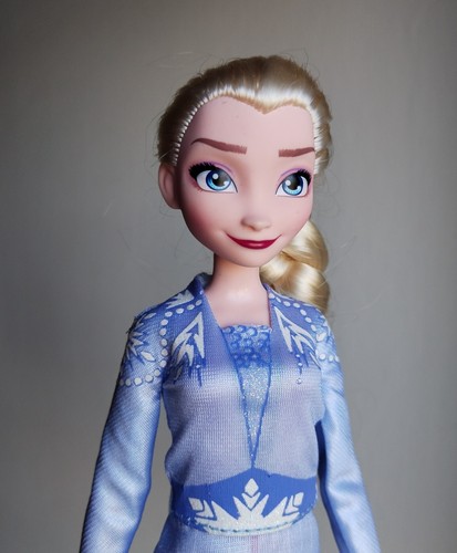 Frozen singing doll - frozen,