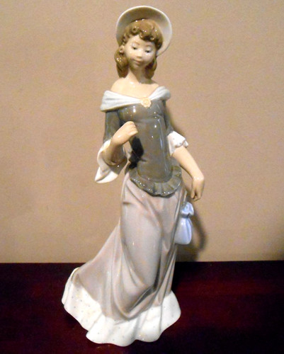 Lladro retired sunny day - lladro,