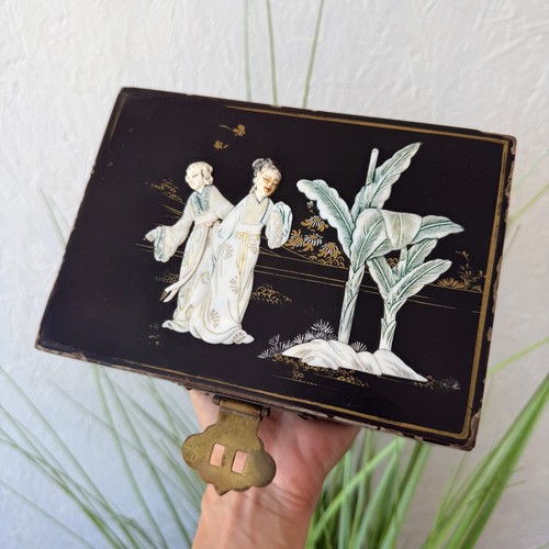 Scatola portagioie geisha