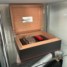 Ferrari Key Bo e minicar