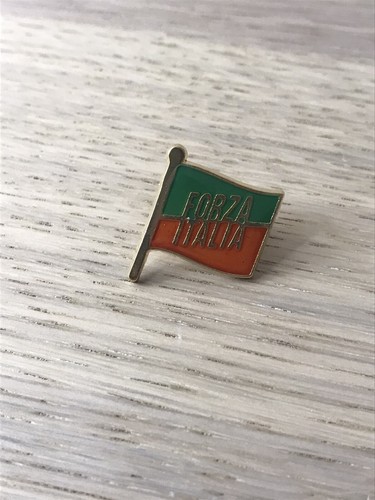Spilla pins vintage bandierina - pins,