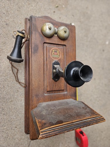 Antico telefono parete in - telefono,