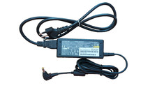 Alimentatore - carica batterie originale  per NOTEBOOK FUJITSU LIFEBOOK E558