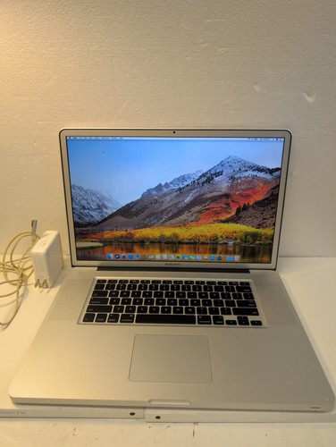 Nice apple macbook pro - 🎸,