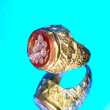 Anello romano antico marrone