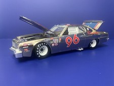 Lionel scala 1:24 1976 Ford Torino #96 CARDINAL TRACTOR CO., cromato con acciaio blu