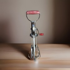 Vintage Prestige Hand Whisk