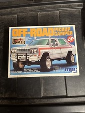 MPC 1976 Dodge Fuoristrada Pickup Camper 1/25 # 0412