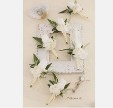 Boutonniere artificiale bianco