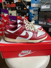 Nike Dunk Low vintage rosse da