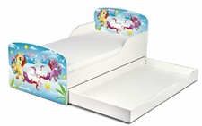 Letto per bambini in legno con
