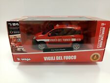 FIAT NUOVA PANDA VIGILI DEL FUOCO 1:24 Burago Pompieri Modellino