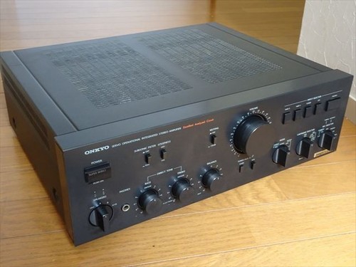 Onkyo integra 817rs - onkyo,