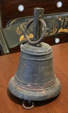 Campana in bronzo antica