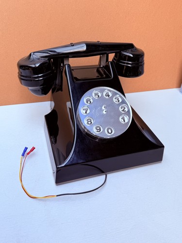 Big display telephone deal - display,