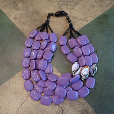 Collana in resina multifilo