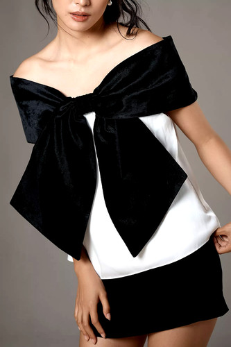 Camicia nuova con - nuova,
