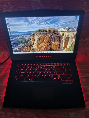 Alienware gaming laptop - alienware, r4