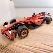 Modello F1 Ferrari SF-24 in