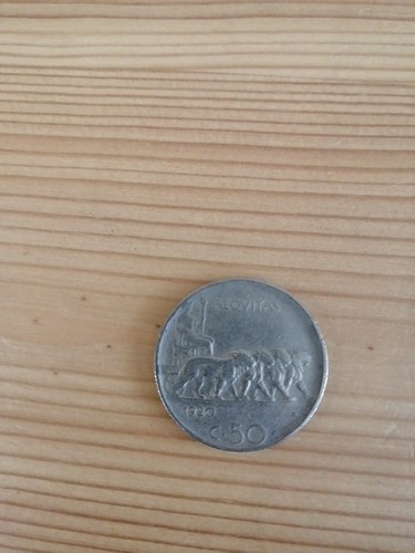 Moneta centesimi lire - moneta,