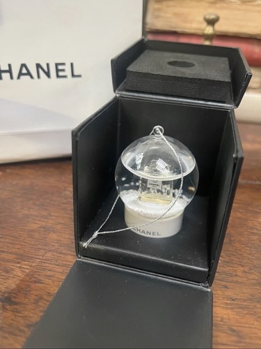 Vip gift chanel - vip,