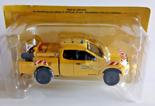 DIE CAST NISSAN BAROUD 3.5 VSI
