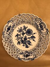 MEISSEN, antico piatto in porcellana, con decorazione Cipolla Blu