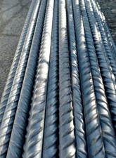 Palo bacchetta paletti di ferro zincato diametro 24cm nervato lungo 4.60 metri