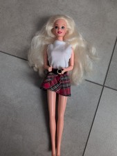 Barbie Mattel Happy Holiday