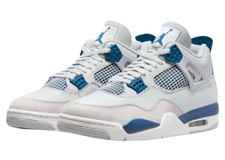 Air Jordan 4 Retro Military