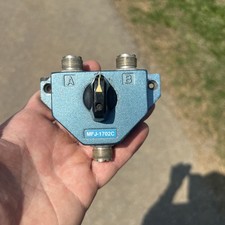 MFJ MFJ-1702C Interruttore