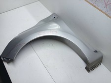 Parafango anteriore sinistro