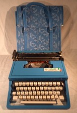 Macchina da scrivere Olivetti
