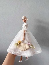 Abito bianco per bambola
