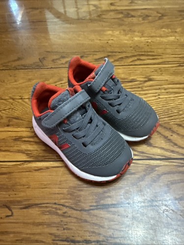 Scarpe sneakers neonato