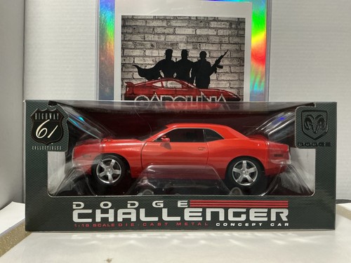 Highway 61 dodge - 1:18,
