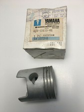 NOS Yamaha Piston  25 HP 30 HP