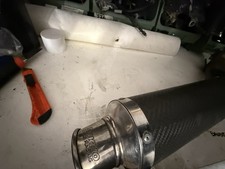 scarico in carbonio suzuki