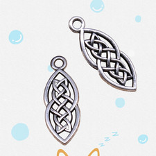 50 pezzi ciondoli nodo argento