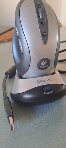 Mouse bluetooth logitech - mouse,