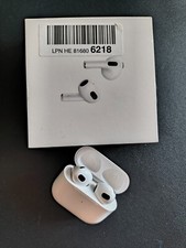 Auricolari Apple AirPods 3° generazione con custodia di ricarica lightning