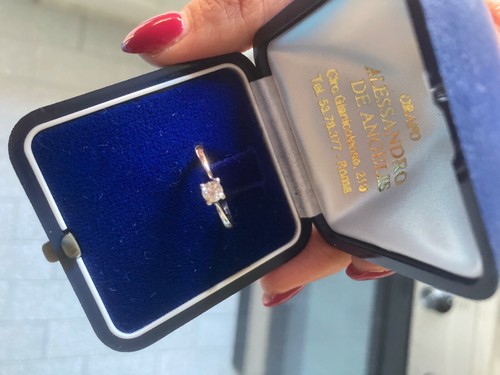 Anello solitario con diamante - solitario,