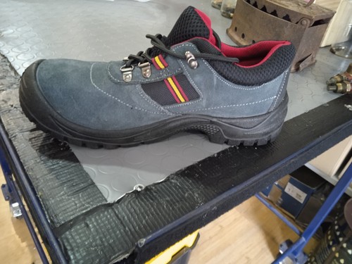 Scarpe antinfortunistica - scarpe,