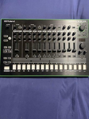 Roland aira ritmo - tr-8,