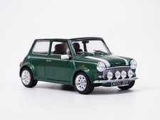 MINI COOPER 1300 vert British