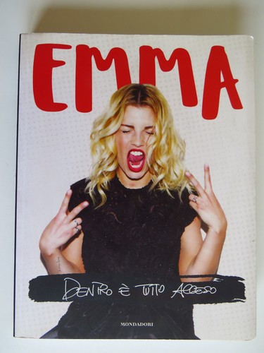 Emma dentro tutto acceso - -,