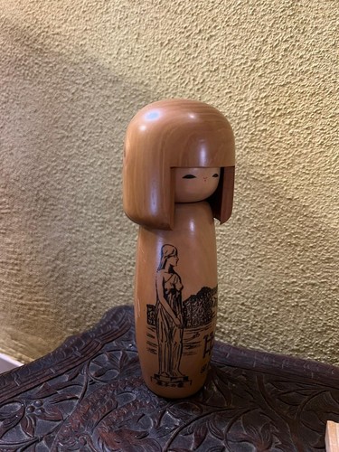 Bambola usaburo kokeshi - bambola,